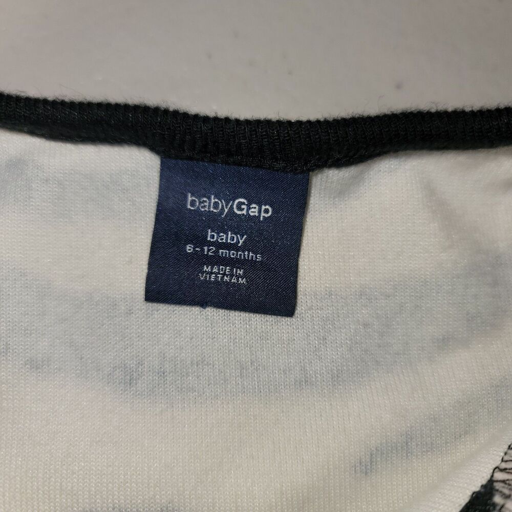 Baby Gap Baby Girl Infant Sleeper PJs 6-12 Months Long Sleeve Front Snap Safari - Picture 5 of 11